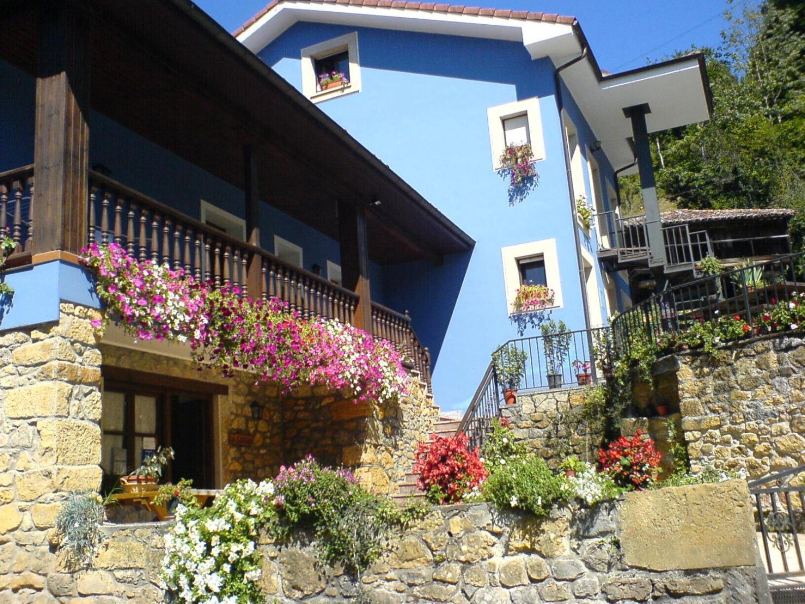 La Casona De Cardes Hotel Cangas de Onis Exterior photo