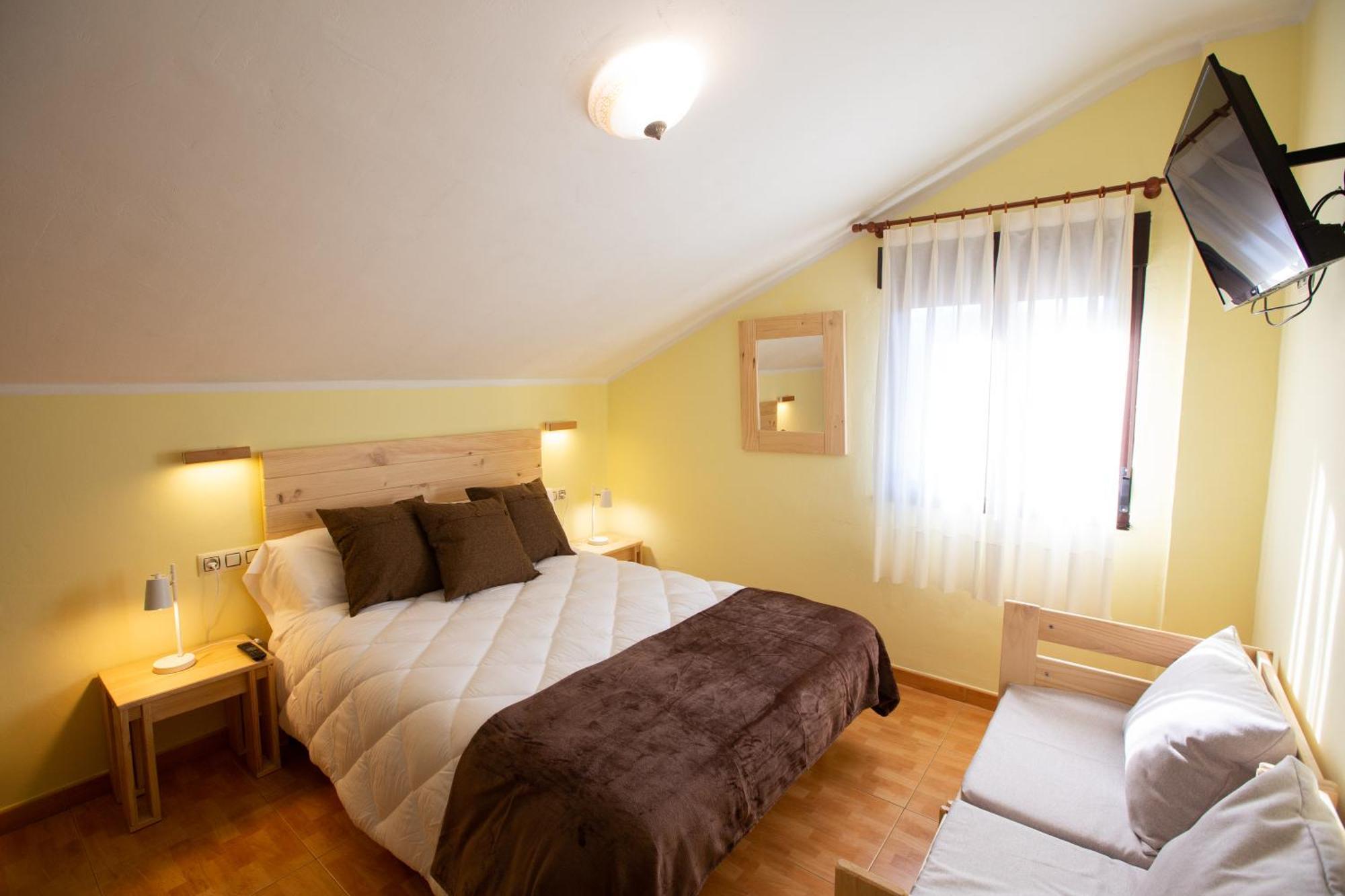 La Casona De Cardes Hotel Cangas de Onis Exterior photo